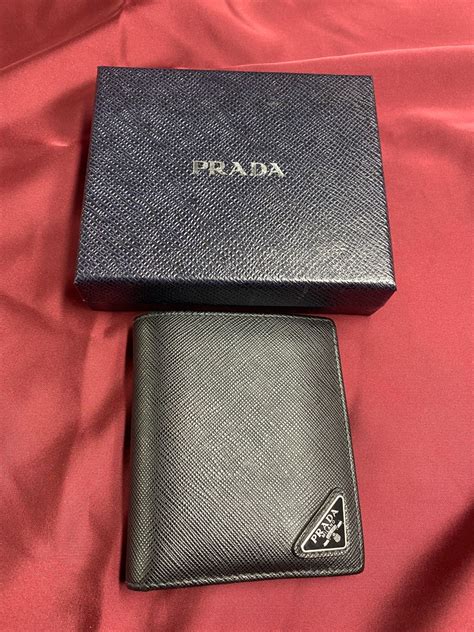 prada wallet authenticity